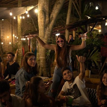 Hidden House Hostel Party Montanita Exterior photo