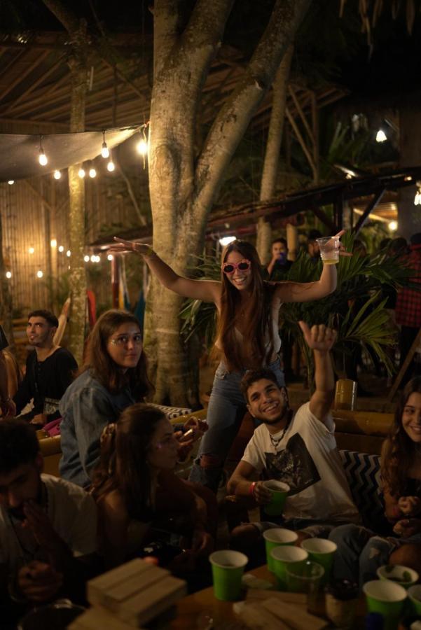 Hidden House Hostel Party Montanita Exterior photo